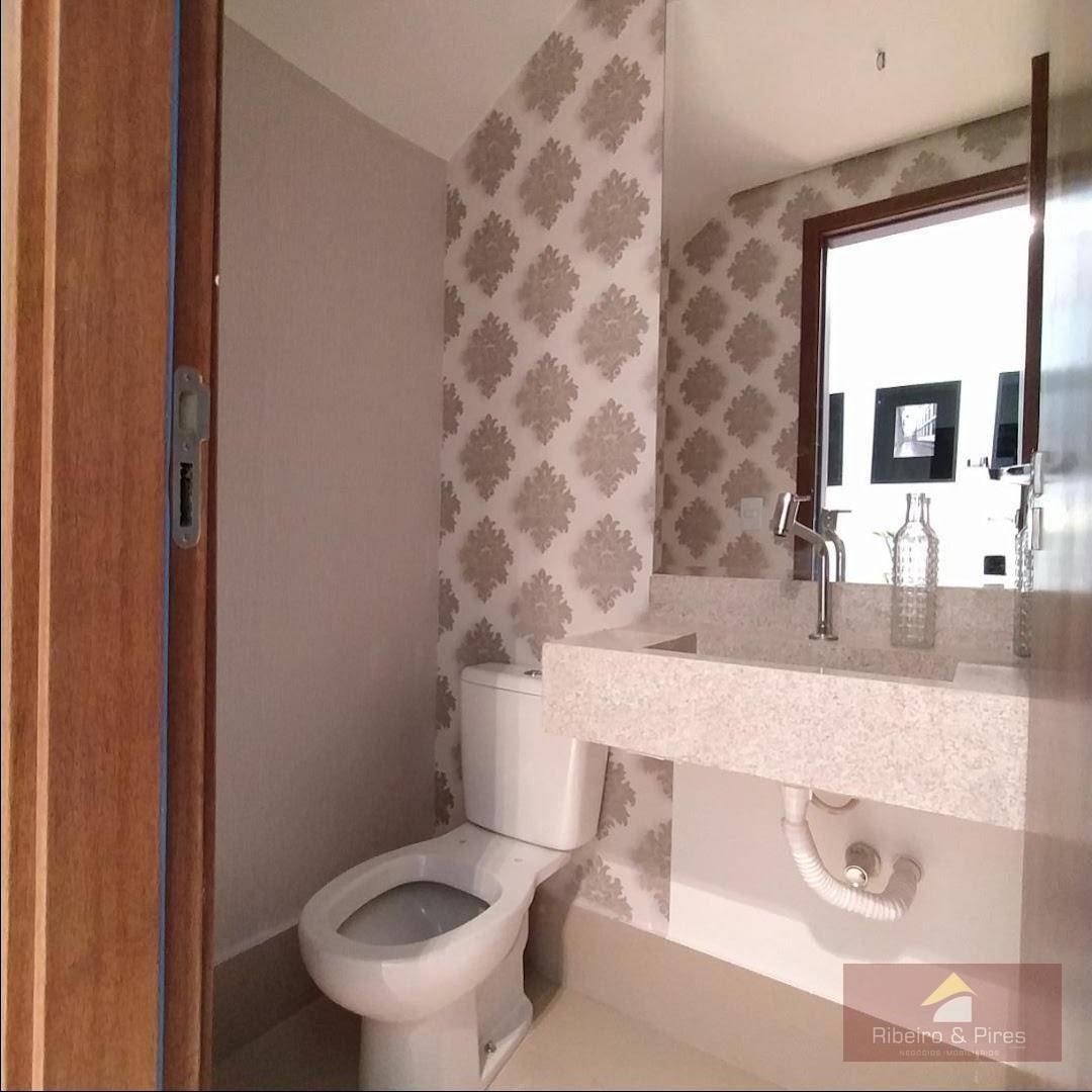 Sobrado à venda com 3 quartos, 3008m² - Foto 2