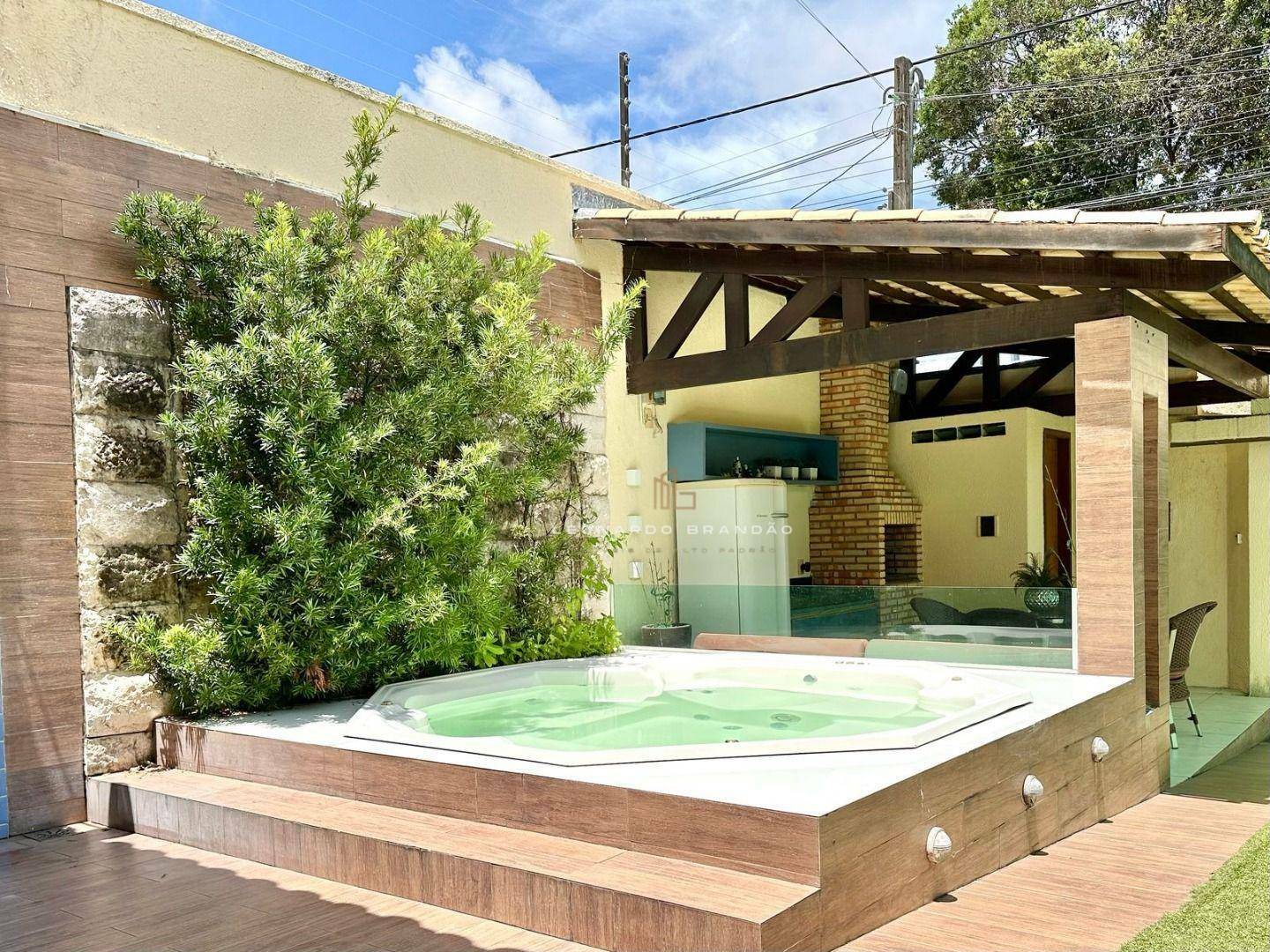 Casa à venda com 4 quartos, 240m² - Foto 7