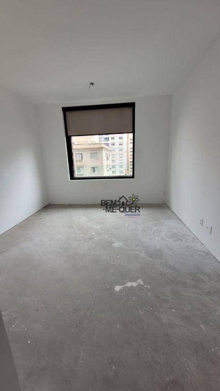 Kitnet e Studio à venda com 1 quarto, 28m² - Foto 1