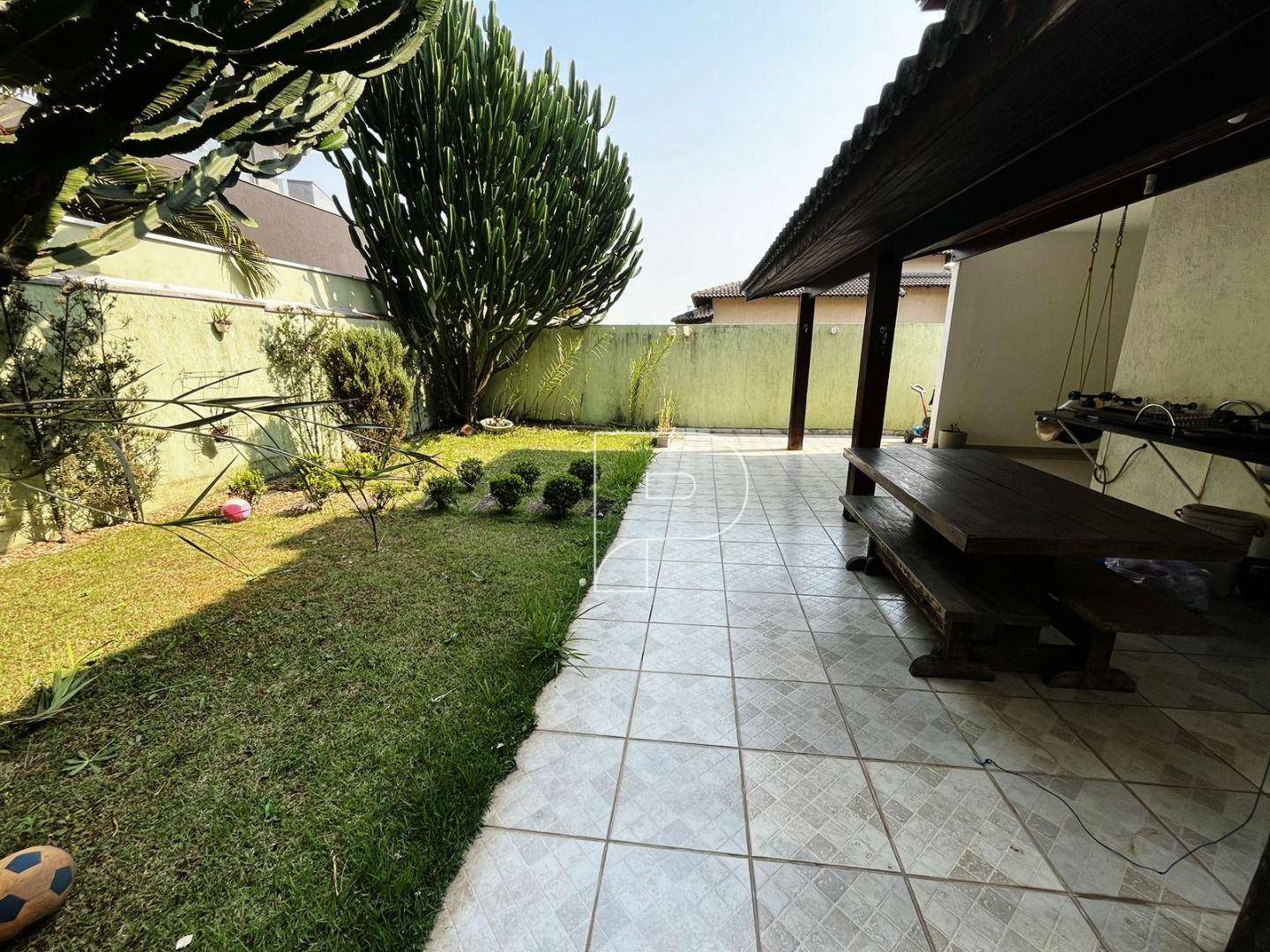 Casa de Condomínio à venda com 4 quartos, 238m² - Foto 25