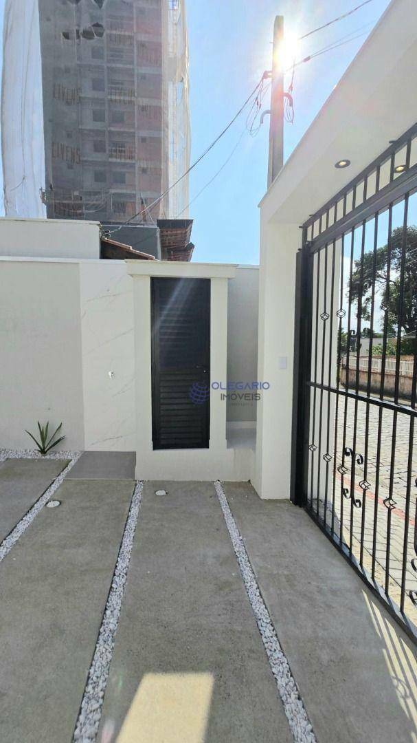 Sobrado à venda com 3 quartos, 205m² - Foto 9