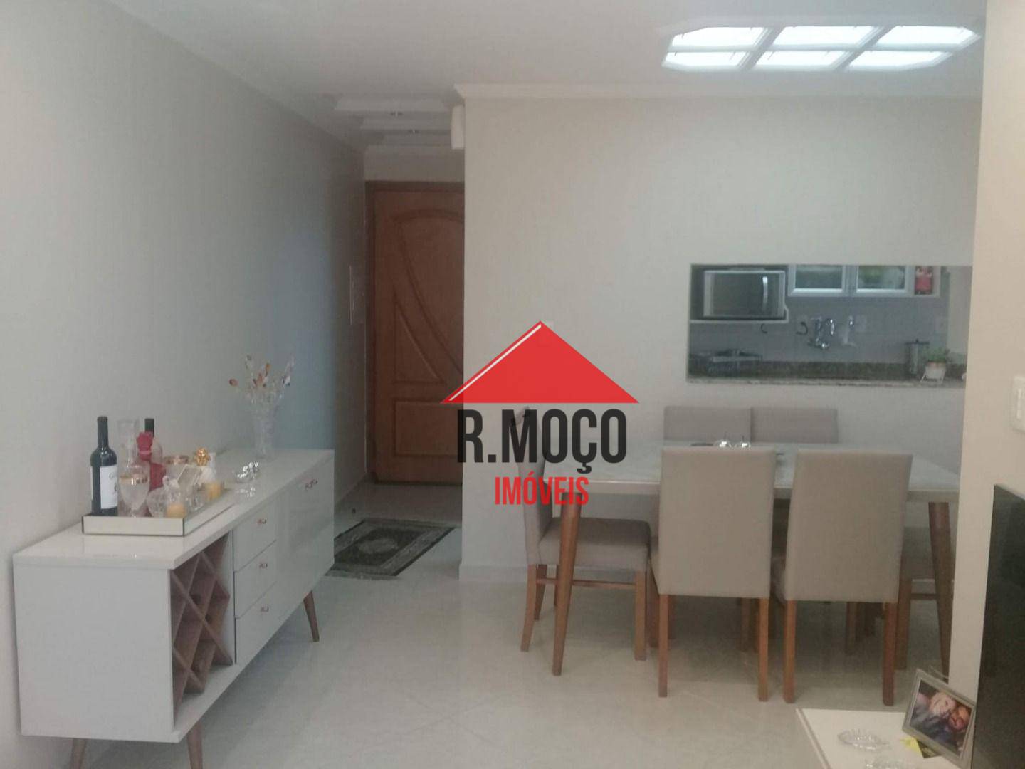 Apartamento à venda com 3 quartos, 68m² - Foto 3