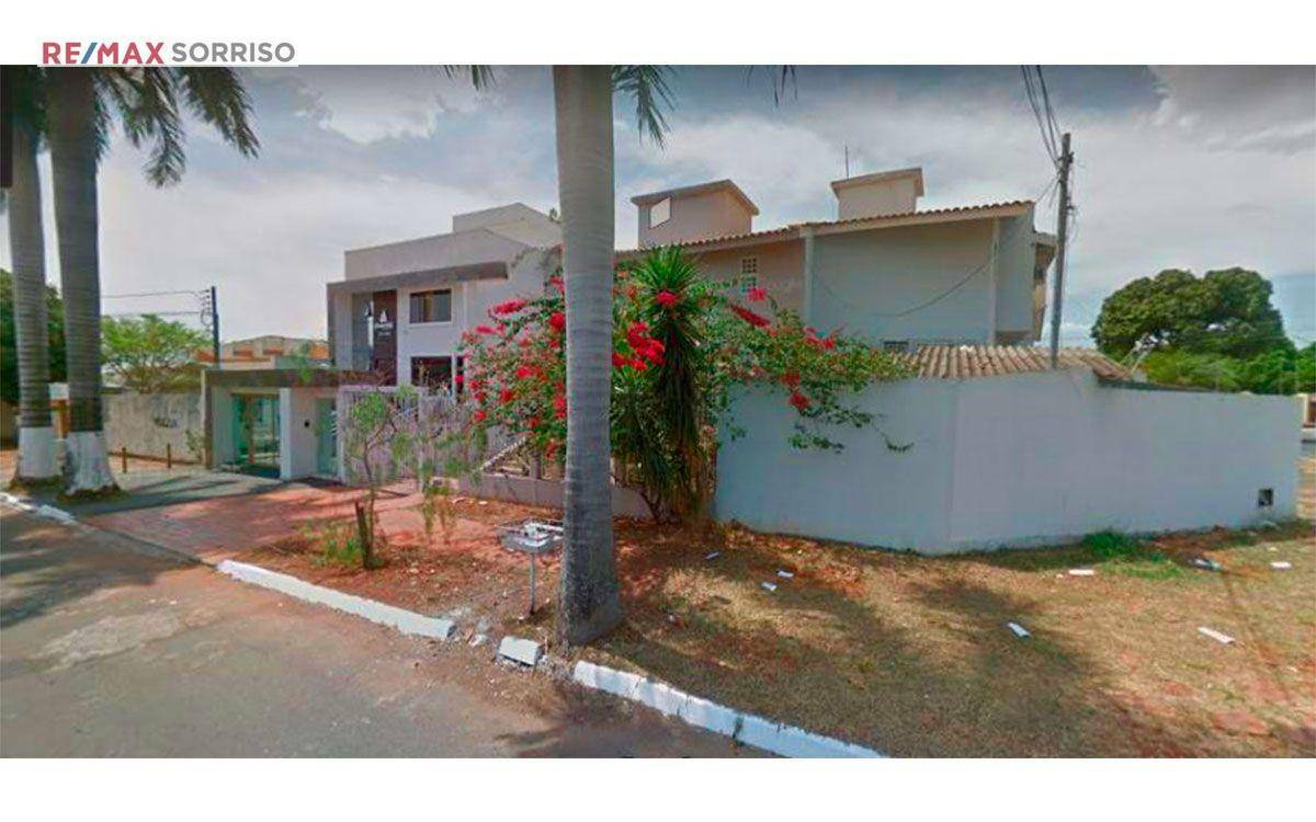 Sobrado à venda com 3 quartos, 200m² - Foto 1