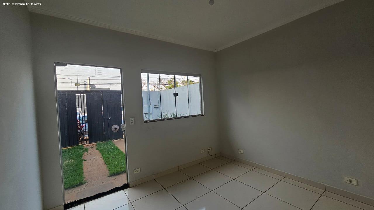 Casa à venda com 2 quartos, 125m² - Foto 12