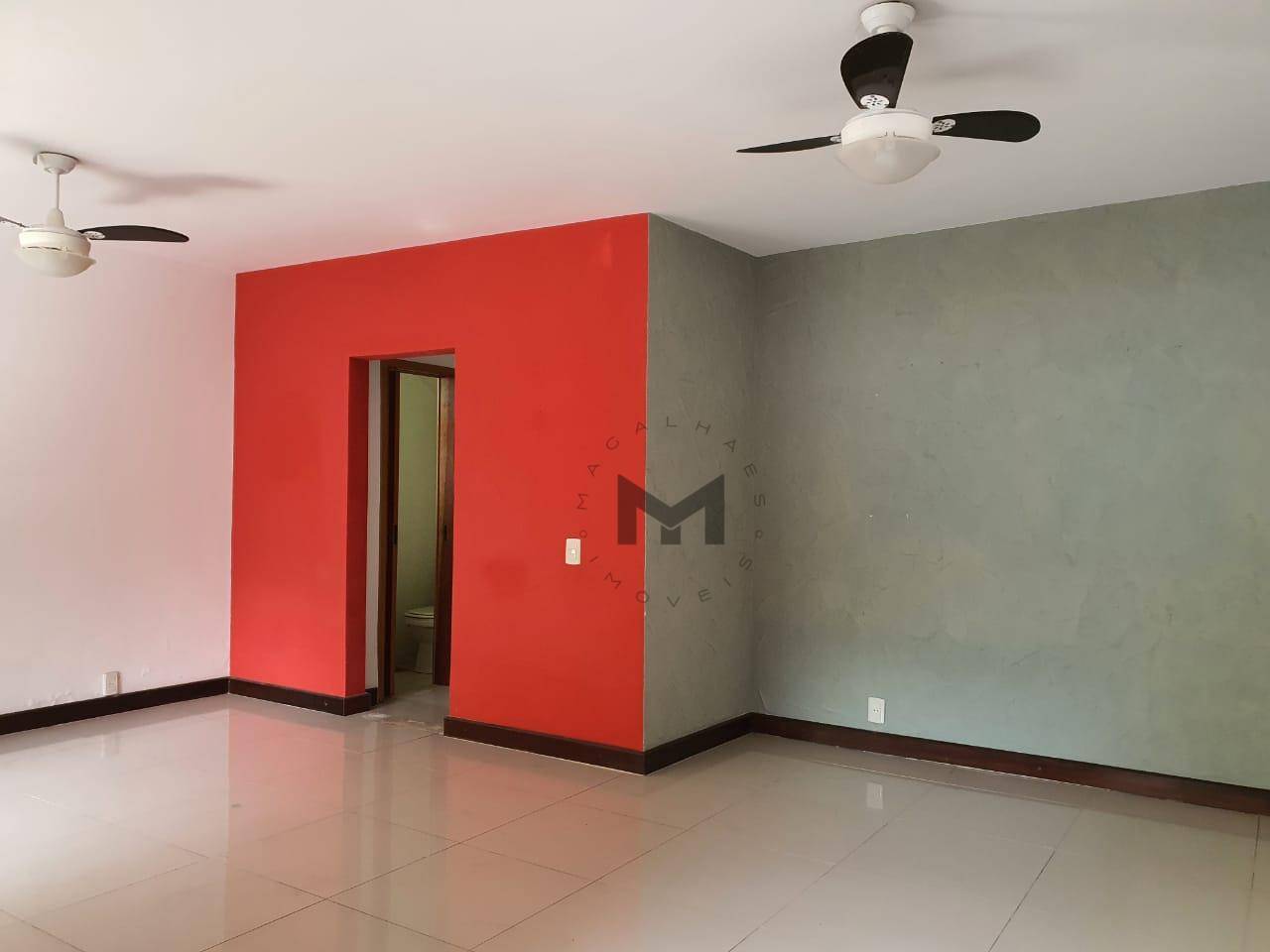 Casa à venda com 4 quartos, 120m² - Foto 13