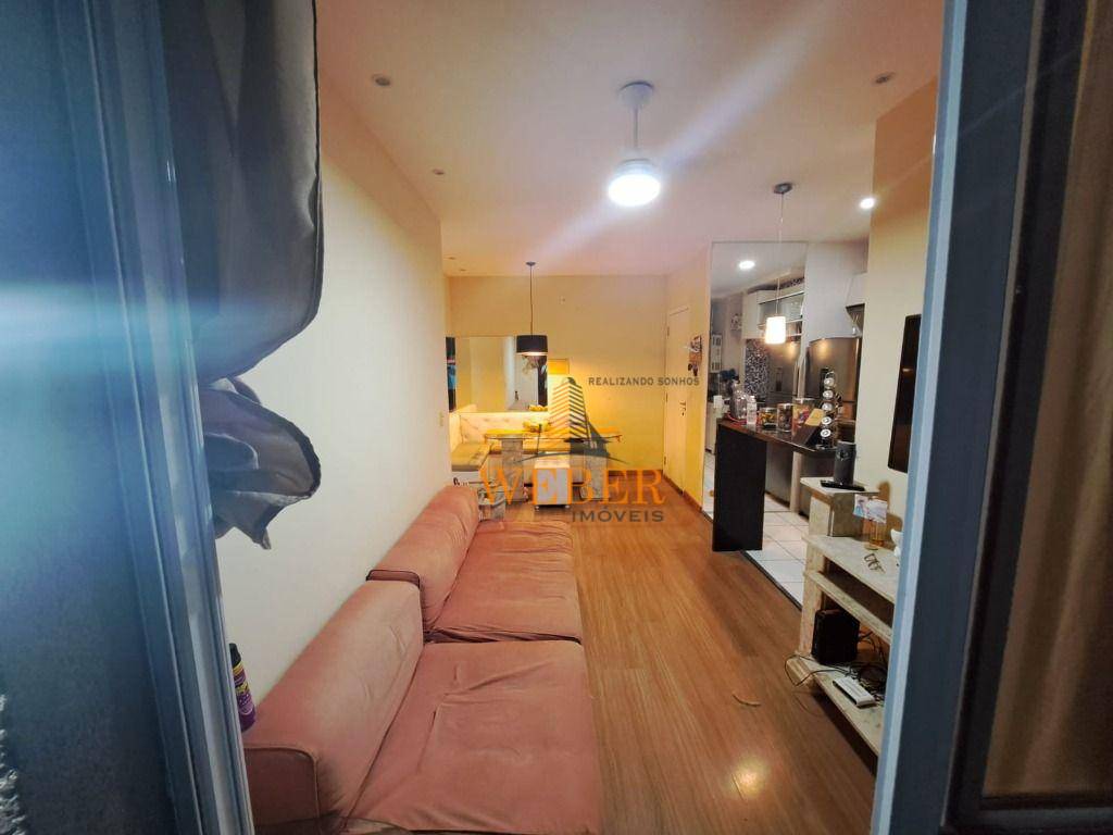 Apartamento à venda com 2 quartos, 76m² - Foto 4