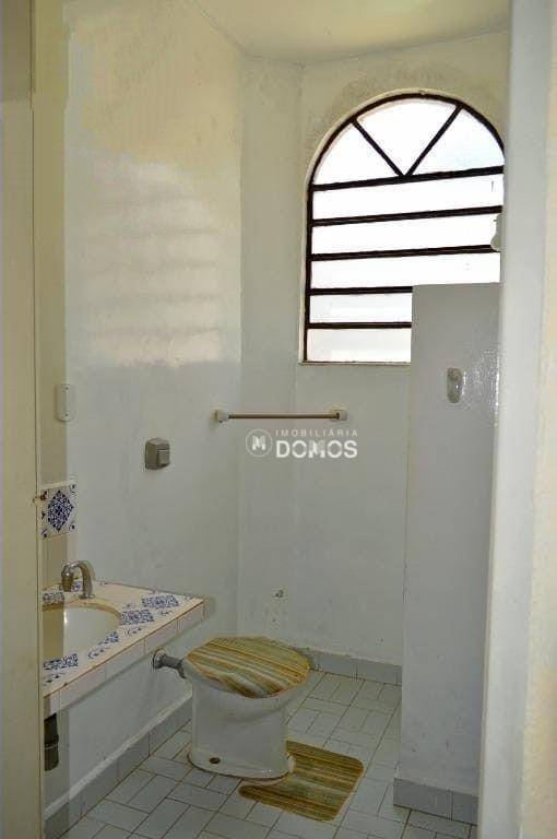 Casa à venda com 4 quartos, 130m² - Foto 11