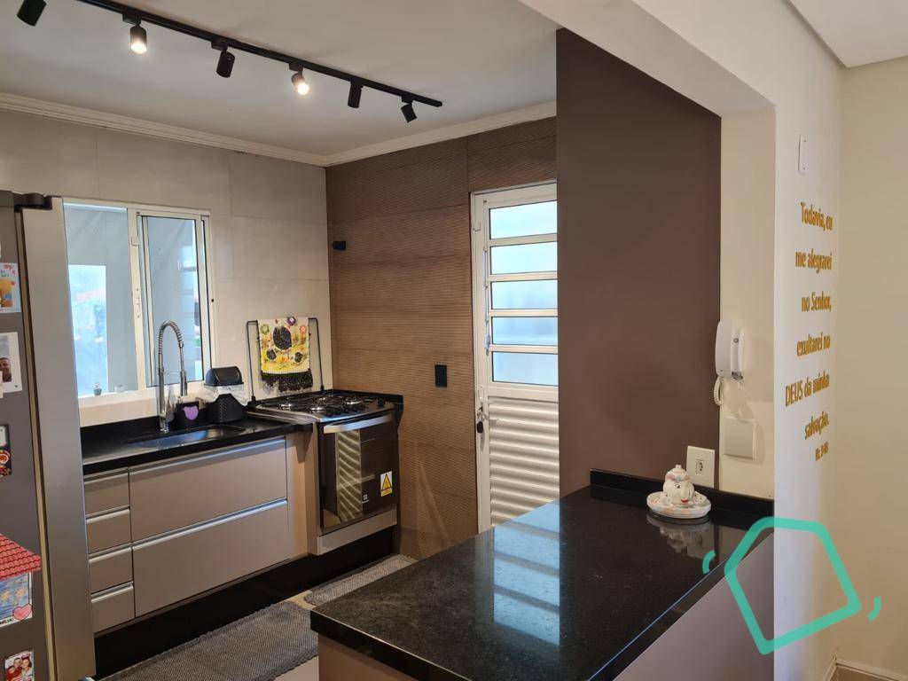 Casa à venda com 3 quartos, 97m² - Foto 15