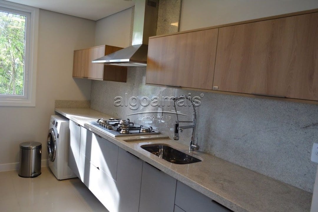 Apartamento à venda com 3 quartos, 126m² - Foto 2