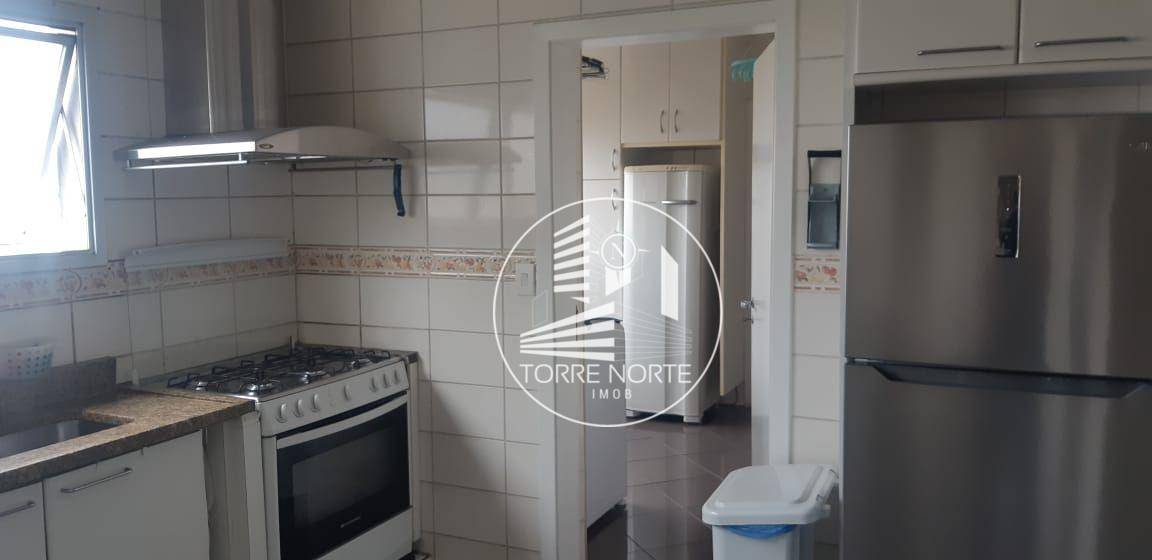 Apartamento à venda com 4 quartos, 240m² - Foto 31