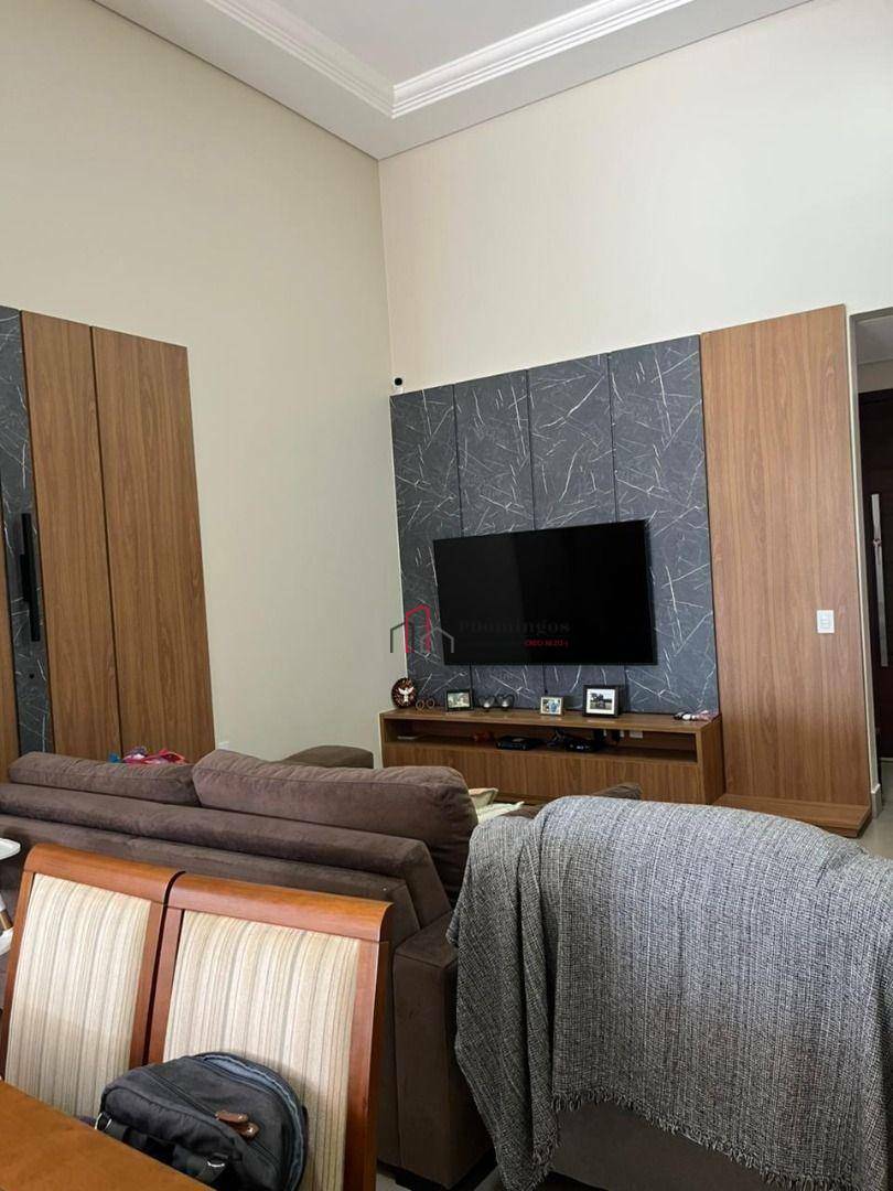 Casa de Condomínio à venda com 3 quartos, 220m² - Foto 3