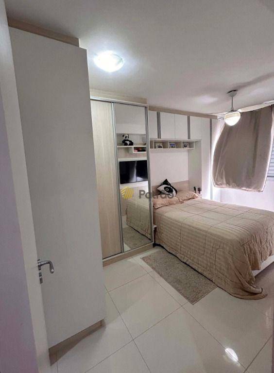 Apartamento à venda com 2 quartos, 67m² - Foto 3