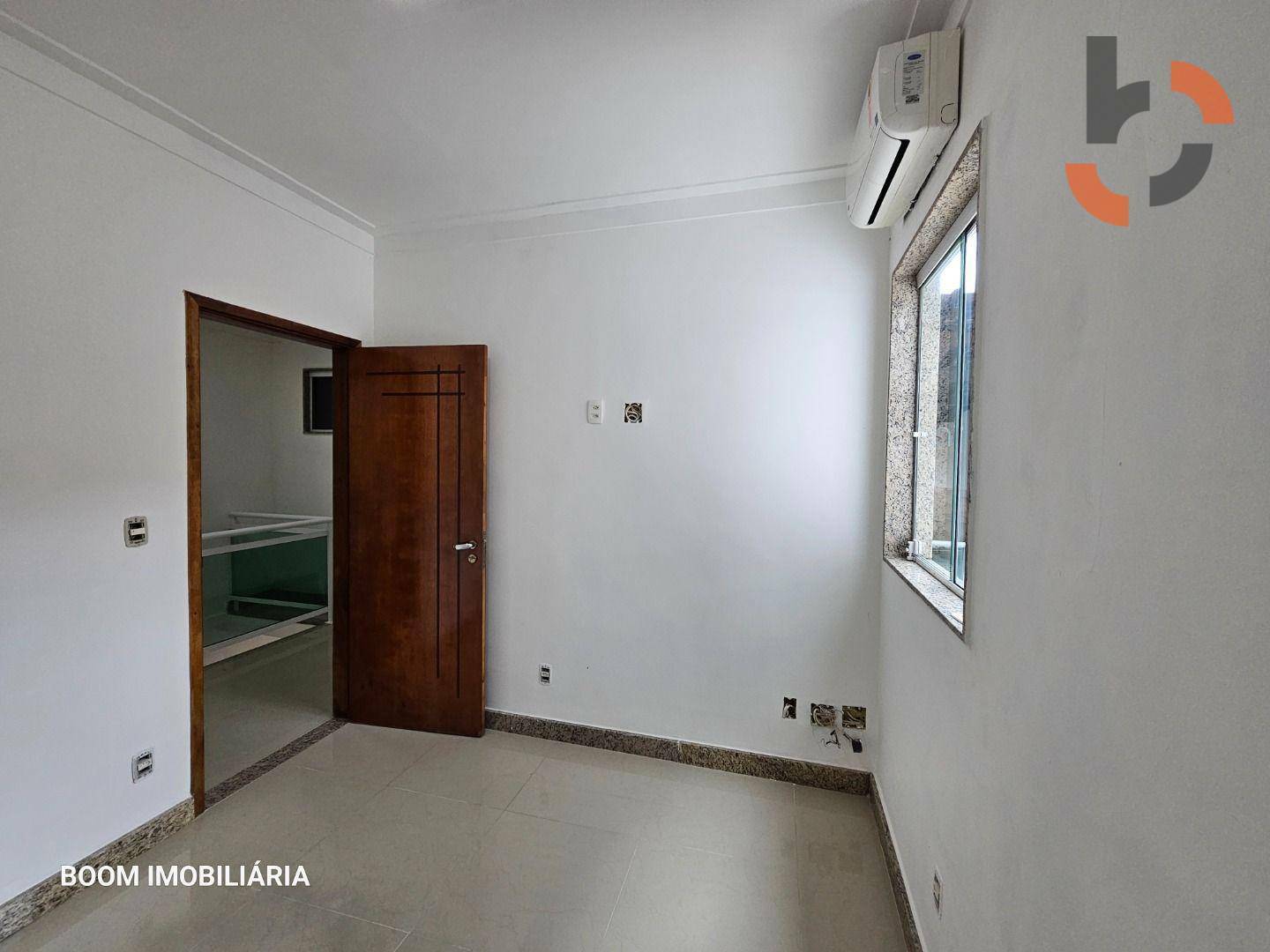 Casa à venda com 5 quartos, 218m² - Foto 29