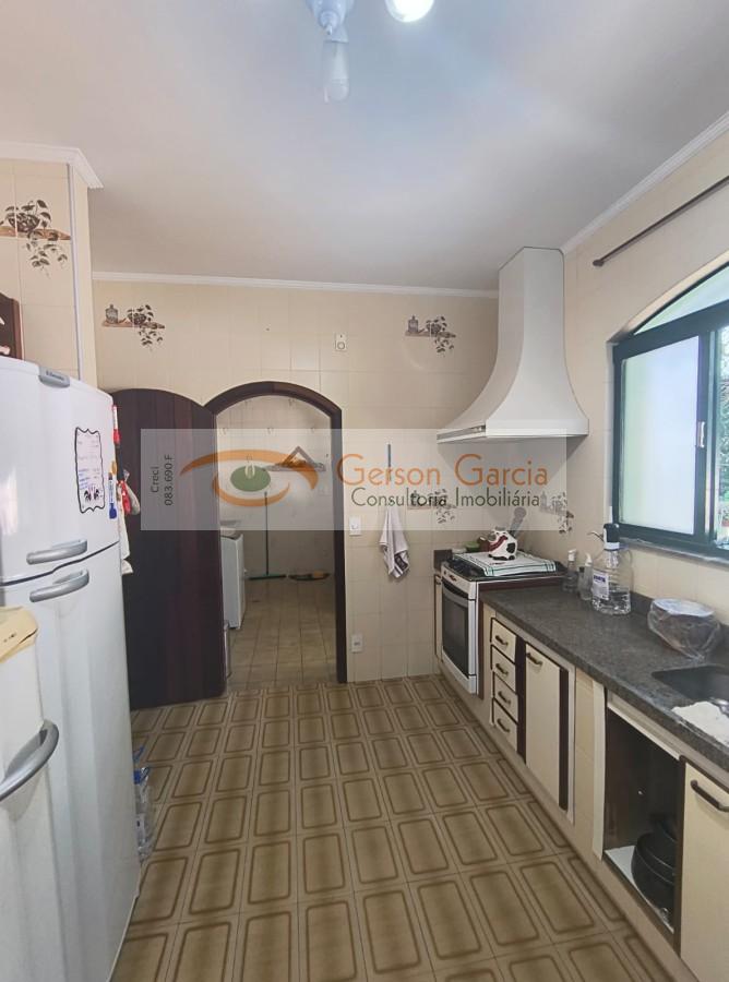 Casa de Condomínio à venda com 4 quartos, 356m² - Foto 17