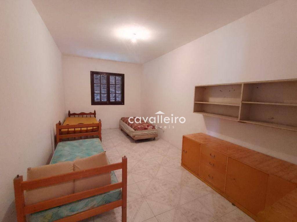 Casa à venda com 6 quartos, 331m² - Foto 28