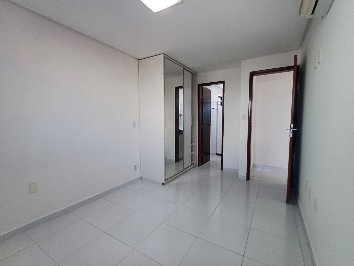 Apartamento à venda com 2 quartos, 69m² - Foto 11