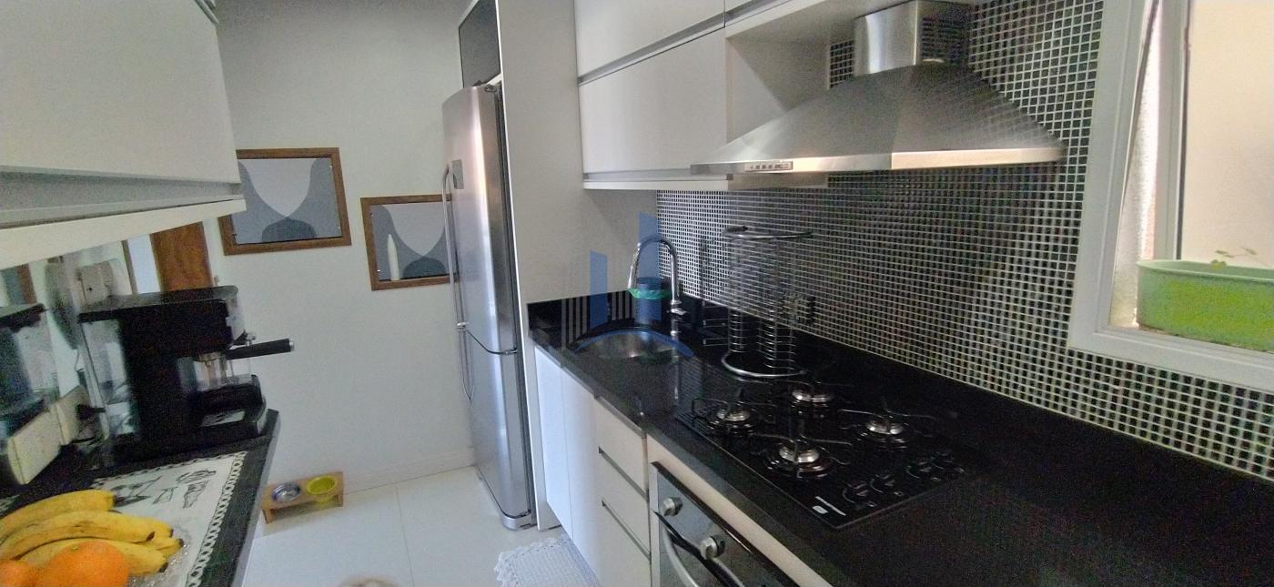 Apartamento à venda com 3 quartos, 66m² - Foto 10