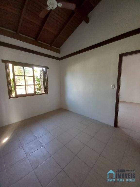 Casa à venda com 3 quartos, 180m² - Foto 12