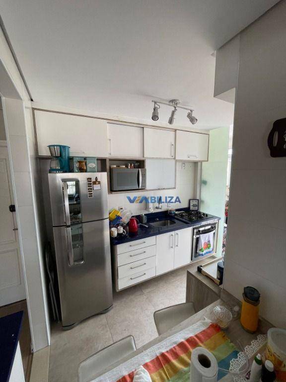 Apartamento à venda com 3 quartos, 67m² - Foto 4