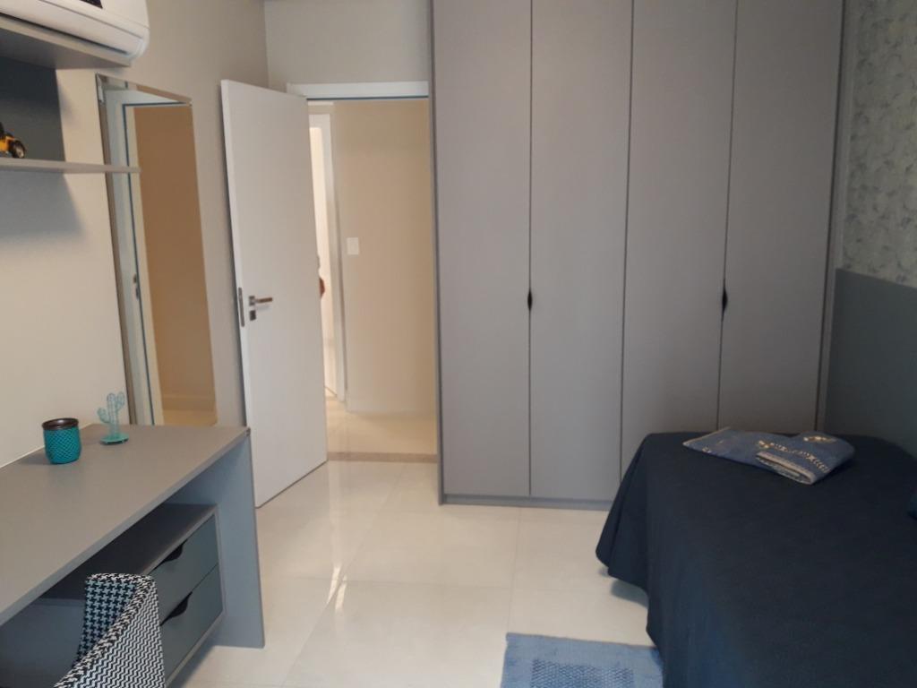 Apartamento à venda com 3 quartos, 134m² - Foto 11