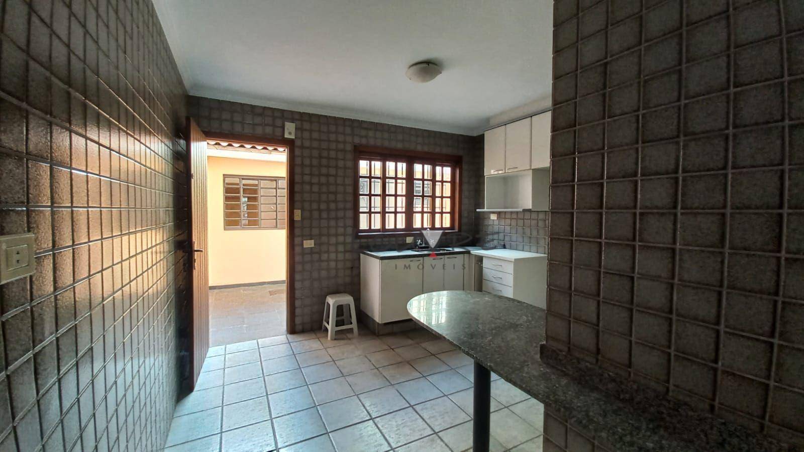 Casa para alugar com 3 quartos, 80m² - Foto 13