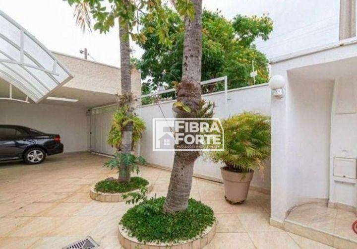 Casa à venda com 4 quartos, 249m² - Foto 27