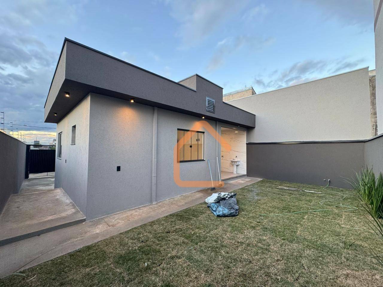 Casa à venda com 3 quartos, 92m² - Foto 15