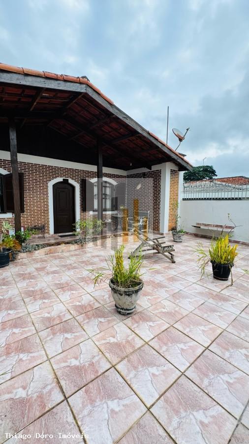 Casa à venda com 2 quartos, 260m² - Foto 21