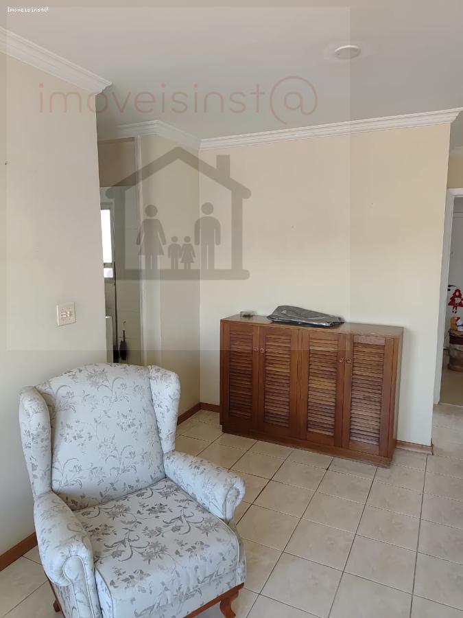 Apartamento à venda com 2 quartos, 79m² - Foto 3