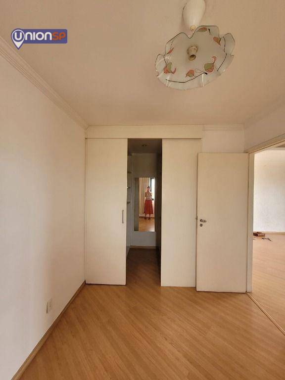 Apartamento à venda com 2 quartos, 56m² - Foto 6