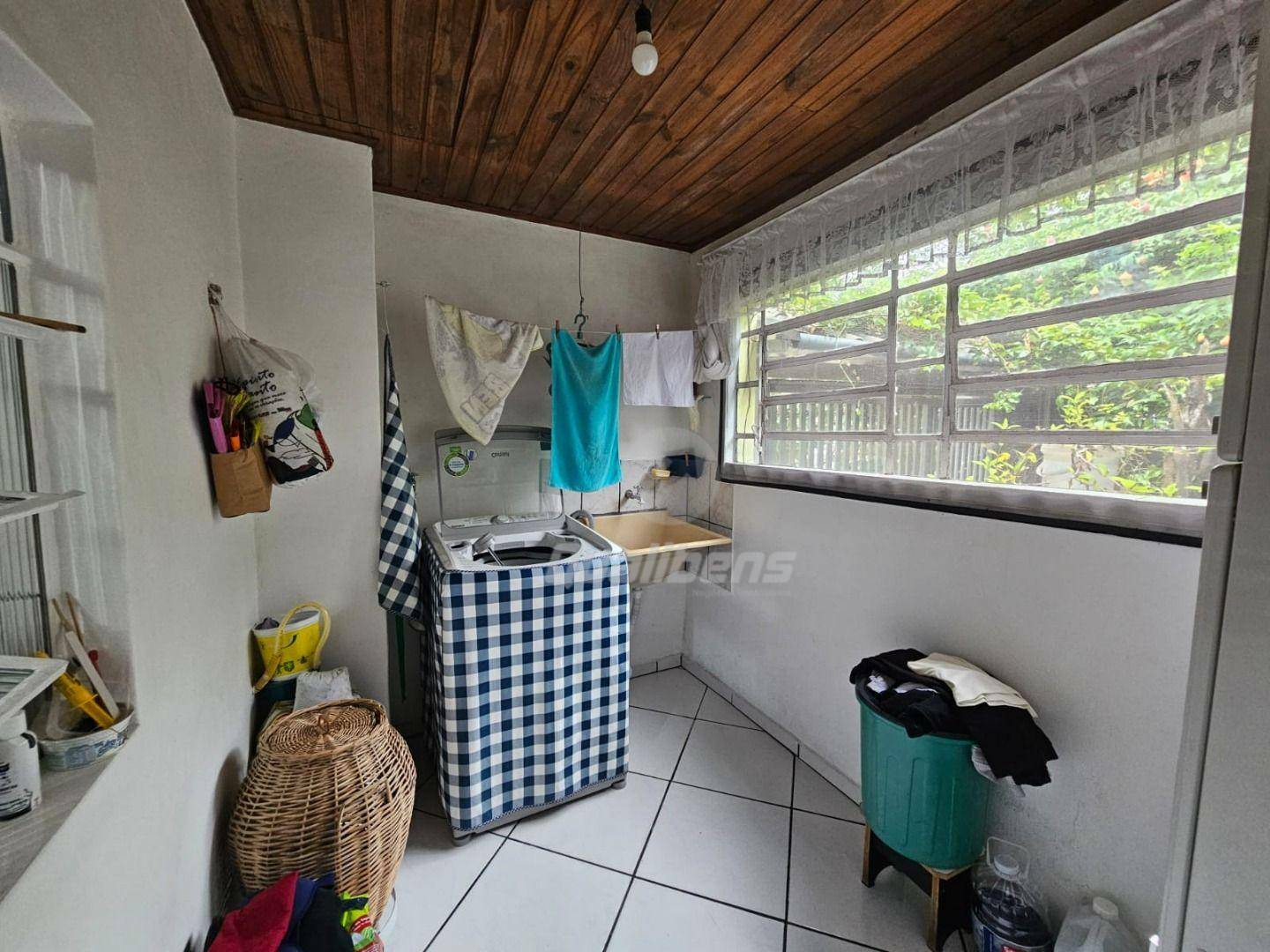 Casa à venda com 4 quartos, 181m² - Foto 9