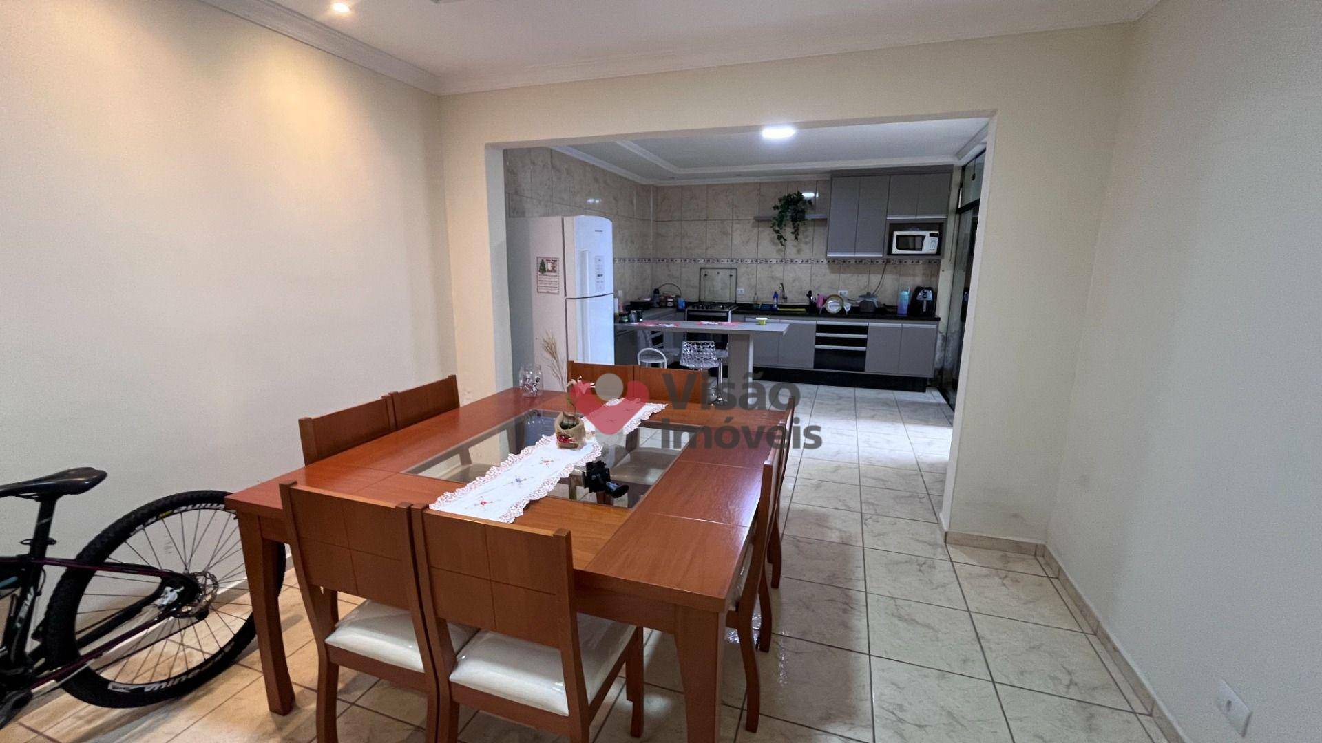 Sobrado à venda com 3 quartos, 180M2 - Foto 11