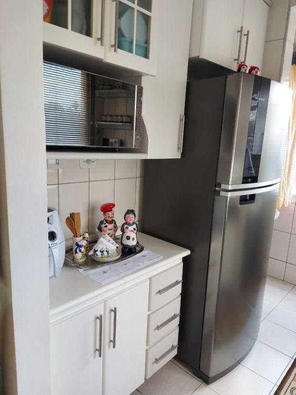 Apartamento à venda com 2 quartos, 50m² - Foto 16