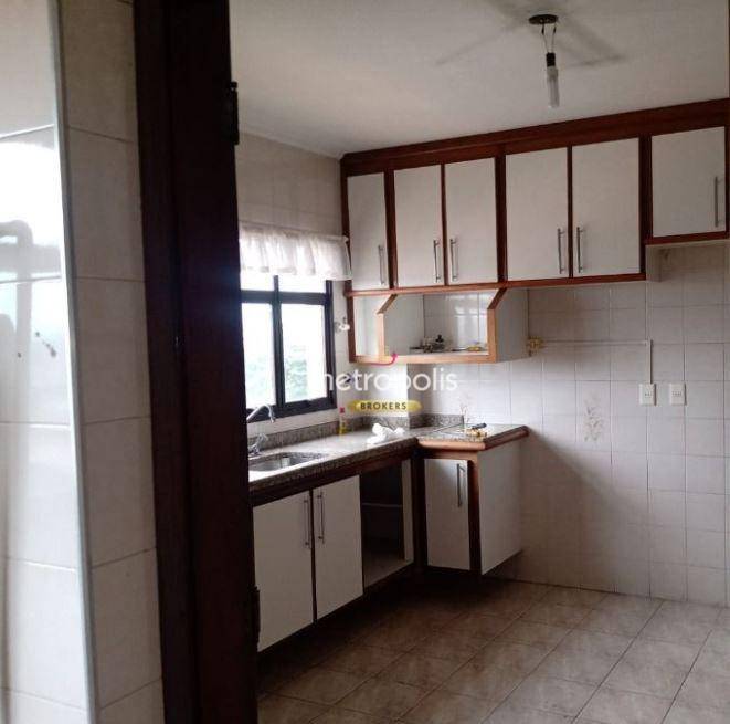 Apartamento à venda com 3 quartos, 135m² - Foto 4