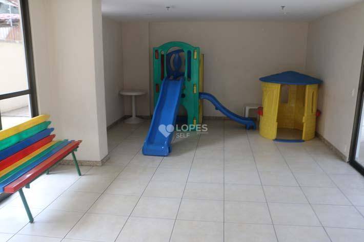 Apartamento à venda com 2 quartos, 80m² - Foto 13