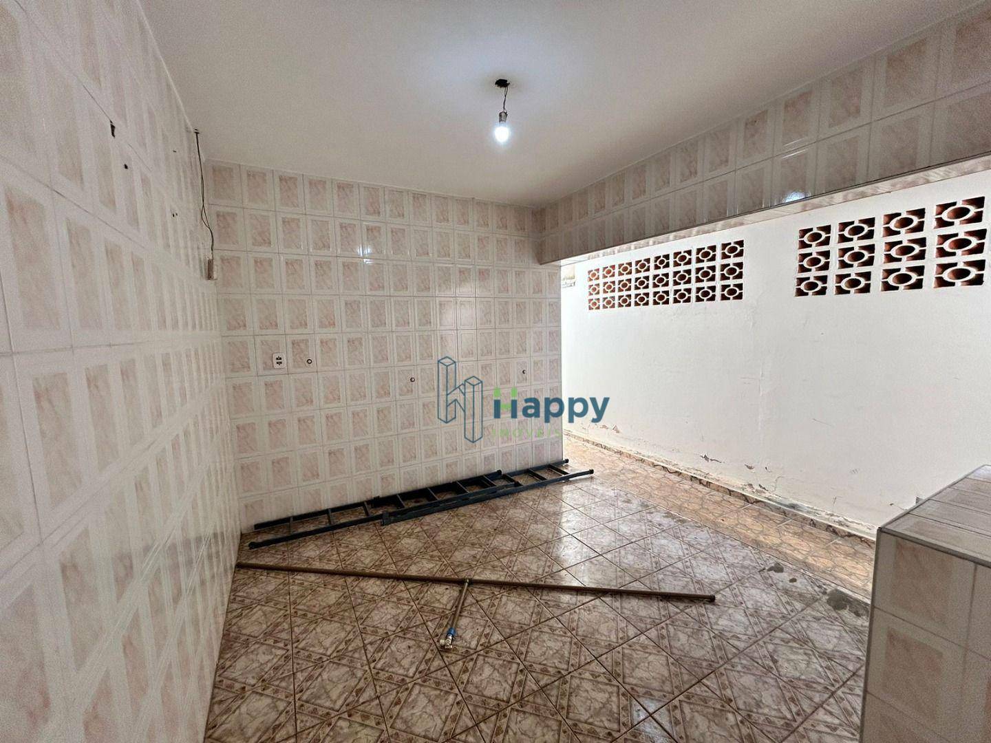 Casa à venda e aluguel com 3 quartos, 192m² - Foto 14