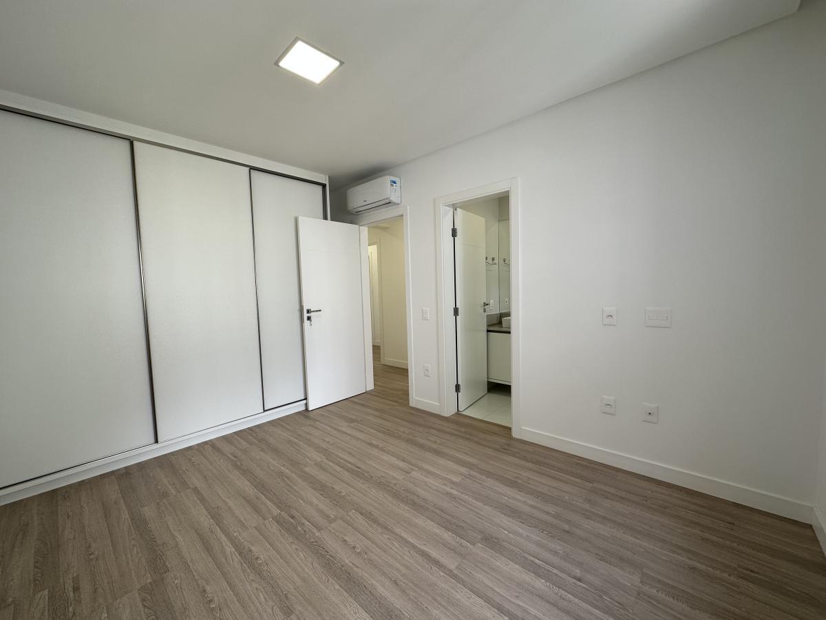 Apartamento à venda com 4 quartos, 165m² - Foto 19