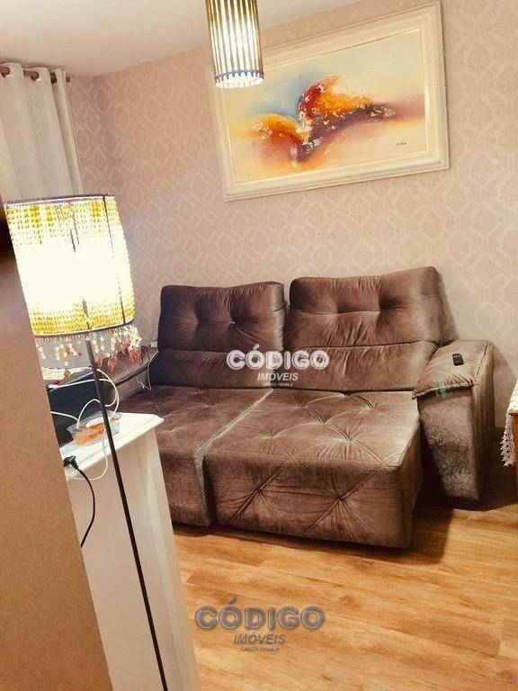 Apartamento para alugar com 2 quartos, 55m² - Foto 4