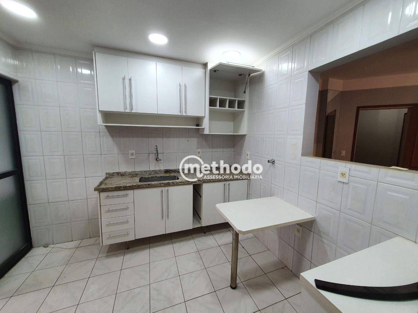 Apartamento à venda com 2 quartos, 78m² - Foto 11