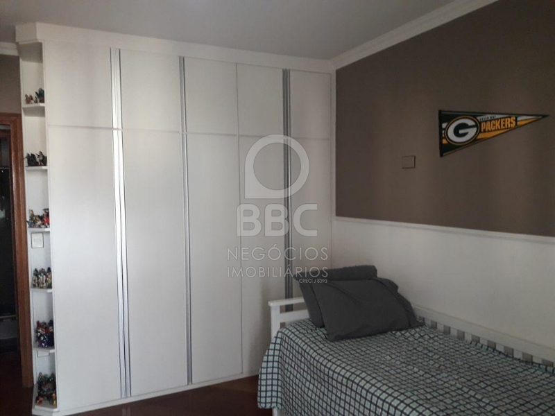 Apartamento à venda com 4 quartos, 150m² - Foto 11