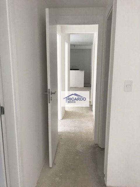 Apartamento à venda com 3 quartos, 90m² - Foto 18