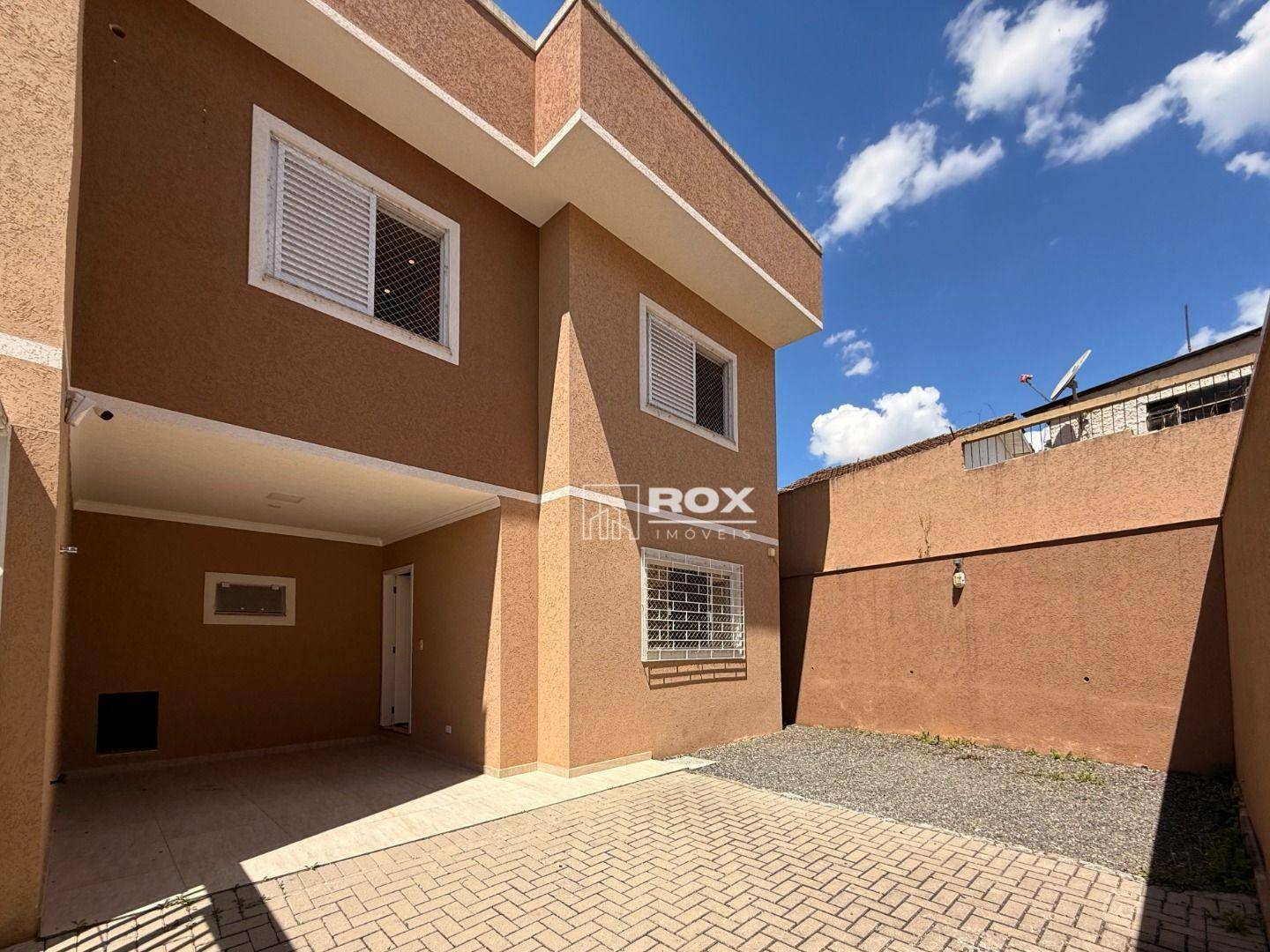 Sobrado à venda com 3 quartos, 170m² - Foto 1