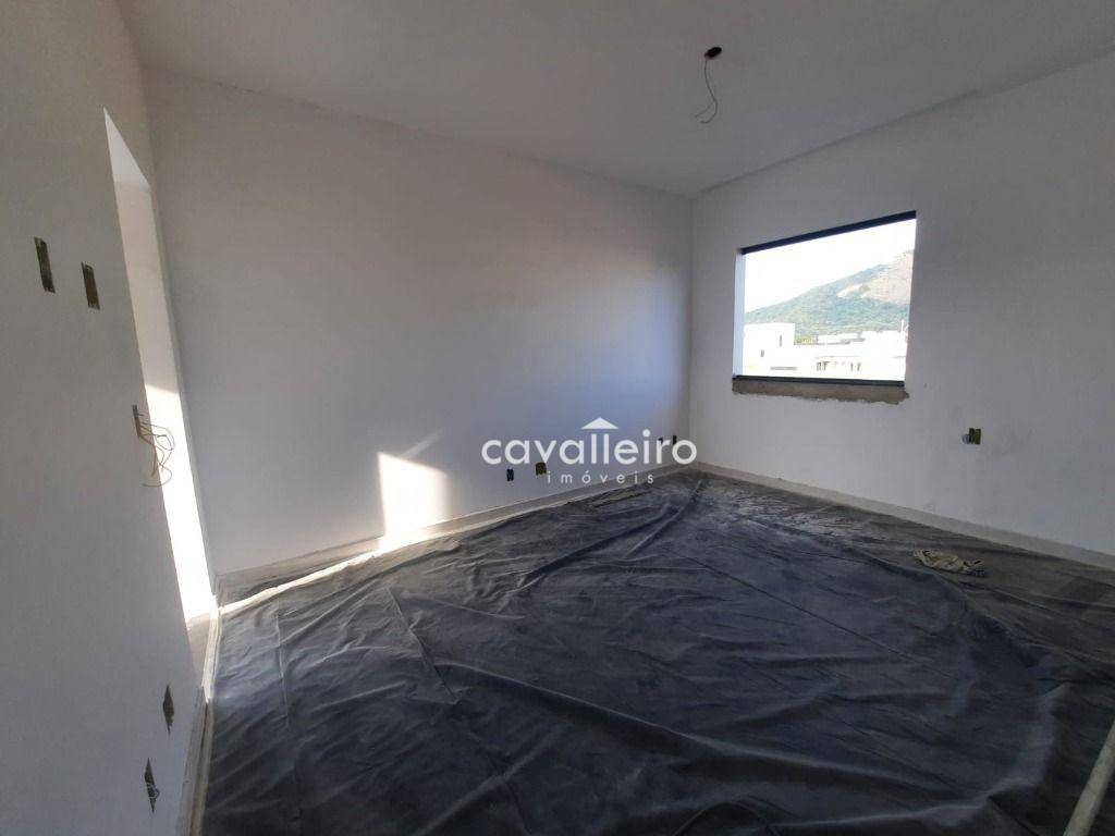 Casa de Condomínio à venda com 4 quartos, 209m² - Foto 37