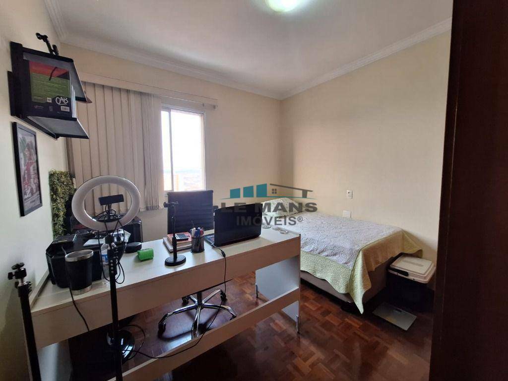 Apartamento à venda com 3 quartos, 90m² - Foto 10