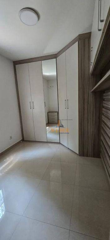 Apartamento à venda com 2 quartos, 69m² - Foto 5