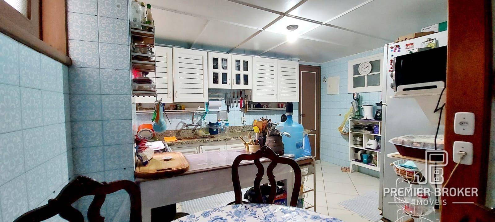 Casa de Condomínio à venda com 4 quartos, 173m² - Foto 31