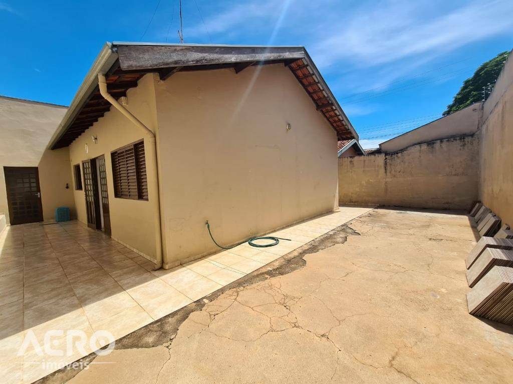 Casa à venda com 3 quartos, 160m² - Foto 24