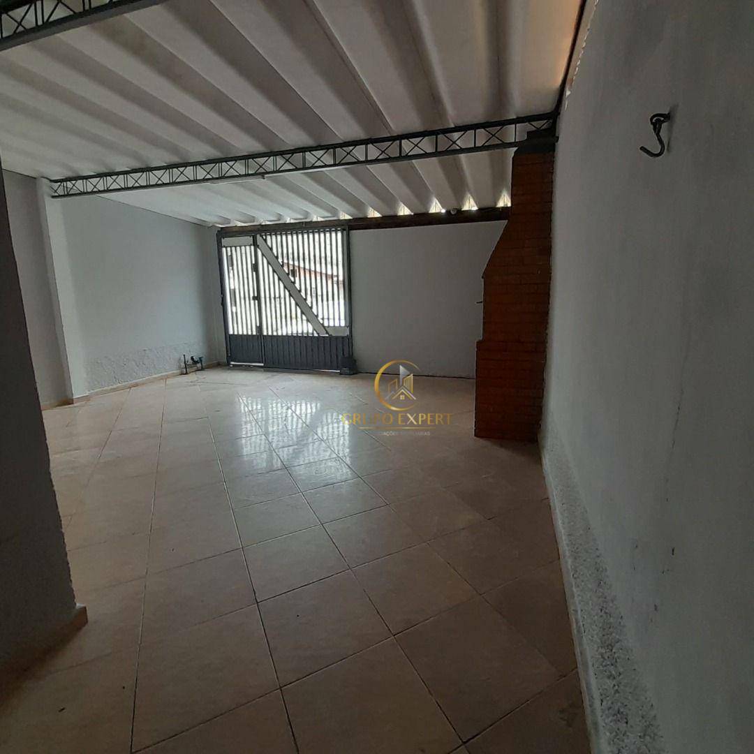 Casa à venda com 3 quartos, 73m² - Foto 4