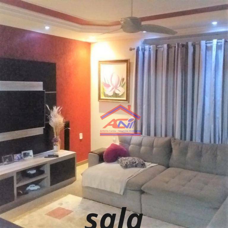 Sobrado à venda com 3 quartos, 216m² - Foto 43