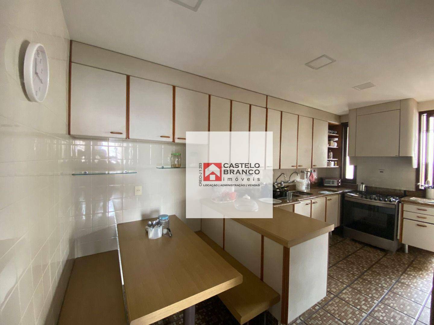 Apartamento à venda com 4 quartos, 260m² - Foto 8